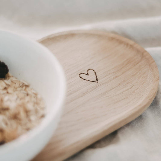 Eulenschnitt Tablett Herz aus Eiche