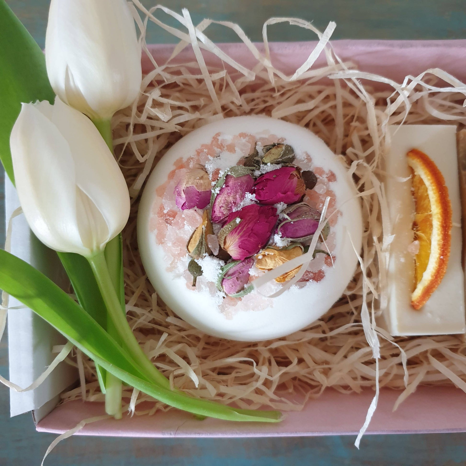 Badebombe Blossom in Geschenkverpackung