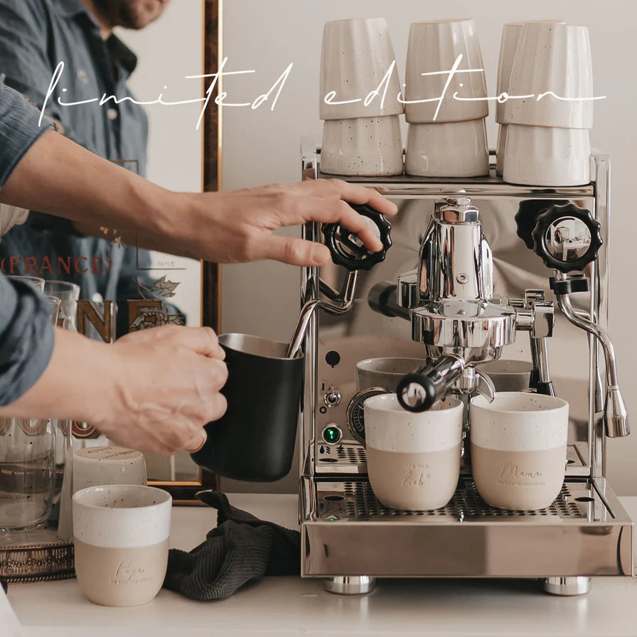 Alle limited Becher mit Kaffeemaschine